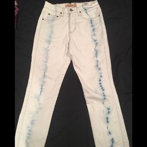 high waist jeans